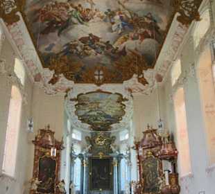 Deckengewölbe mit Chorraum