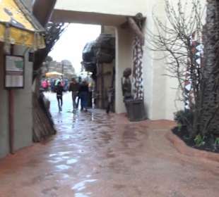 Deep in Africa - Africa Dancer