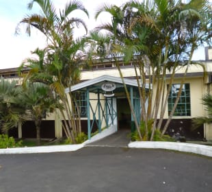 Eingang zur Teefabrik