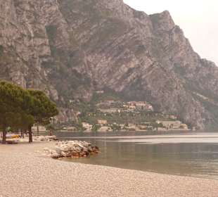 Strand von Limone