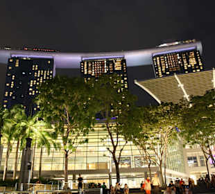 Marina Bay Sands bei Nacht