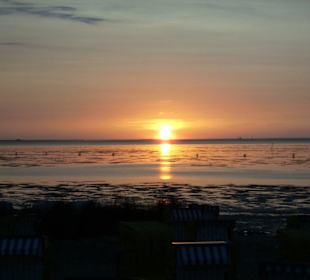 Duhner Strand:Sonnenuntergang,Blick auf Neuwerk