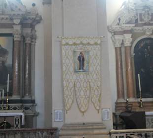Die Kirche Santa Maria Assunta von Arco