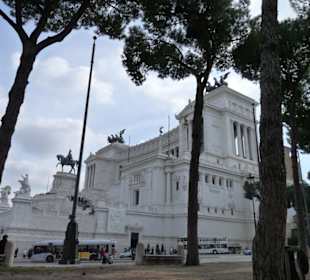 Monumento a vittorio emanuele