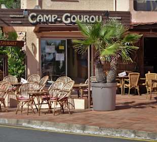 Außenansicht des Restaurant Le Camp-Gourou