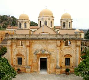 Akrotiri,  Moni  Ag. Triad.