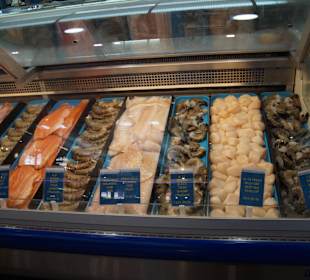 Auslagen am Fischstand