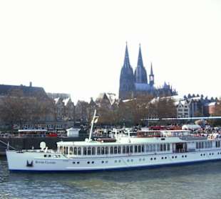 Rhein-Schifffahrt mit der Köln - Düsseldorfer
