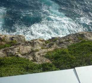 Der Blick hinunter von der Terrasse