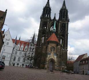 Dom Aussen.
