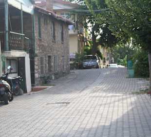 Nebenstraße in Side...