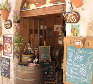 Weine probieren mit einem traumhaften Ausblick