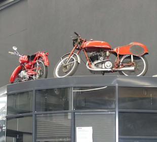 Die ersten Spendenmotorräder sind schon da