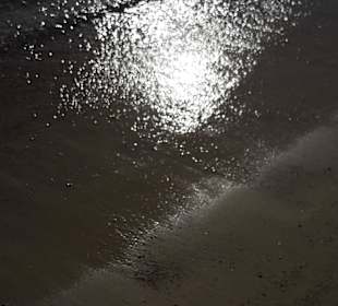 Strand mit schönen warmen Sand 