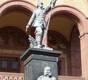 Kaiser- & Kriegerdenkmal