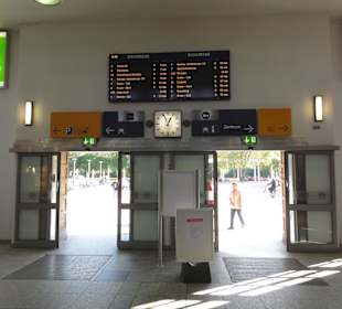Der Ausgang zum Bahnhofsvorplatz