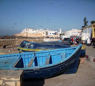 Blick vom Hafen zur Medina