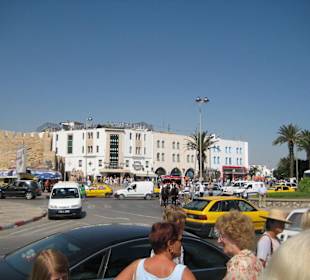 Hauptstrasse zur Media hin