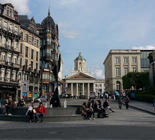 Springbrunnen an der Straße