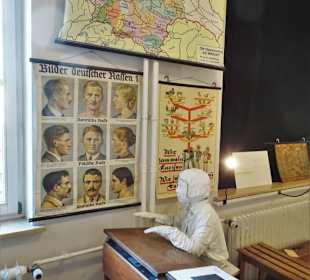 Abteilung "Schule im Nationalsozialismus"