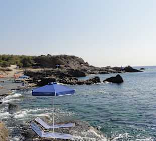 Rhodos, pláž Oasis v oblasti Kalithea