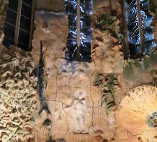 Rechter Seitenaltar: die wundersame Brotvermehrung