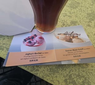 Eis- und Dessertkarte