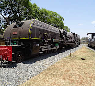 Dampflok der Uganda Bahn
