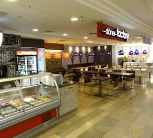 Gastrobereich des Roland-Centers