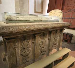 Sarkophag Herzog Widukind