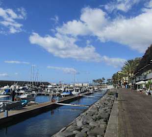 Yachthafen Calheta