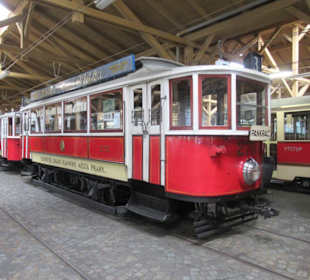 Im Museum des öffentlichen Peronennahverkehrs