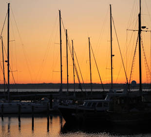 Der Yachthafen - morgens um 06:00