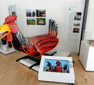 Vogel-Sarg aus Ghana