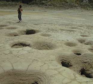Ausflug mit Schiff auf eine Vulkaninsel