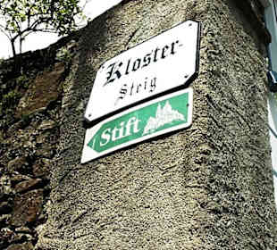 Einer der vielen Aufgänge zum Stift