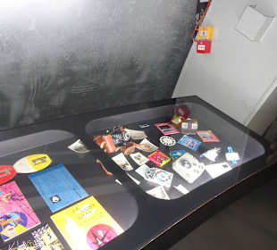 Ausstellungen in den Kugeln