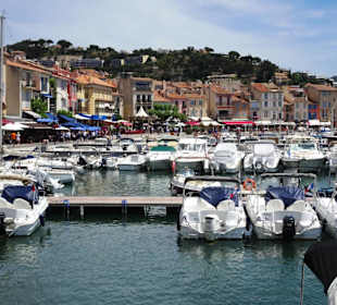 Impressionen aus dem Hafen von Cassis