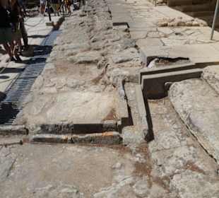 Knossos