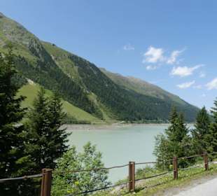 Entlang des Sees