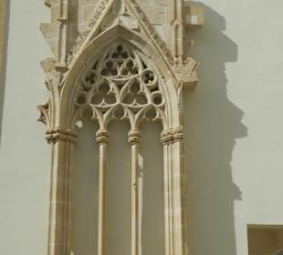 Herrliches Gotisches Fenster,vor Verderb geschützt