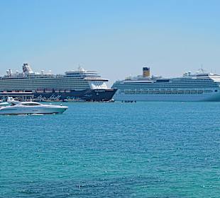 Aussicht auf Kreuzfahrt Schiffe