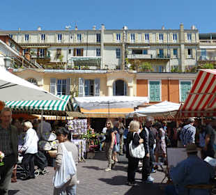 Marche aux Fleurs