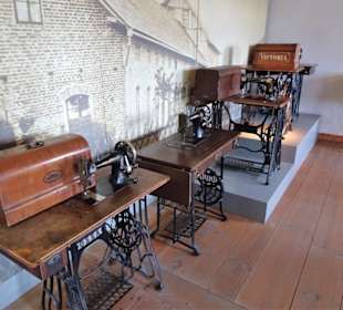Historische Nähmaschinen im Stadtmuseum Saalfeld