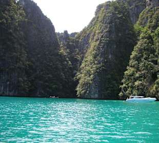 phi phi island