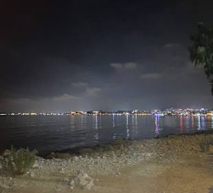 Strand Side