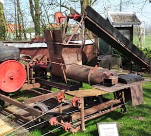 Torfabbau im Dörpmuseum Münkeboe
