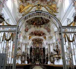 Inneres der Basilika
