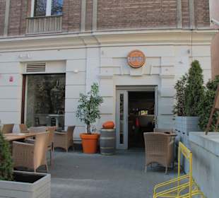 Bistro Bordo przy ul. Gałczyńskiego