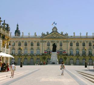 Blick auf das Hotel de Ville am Place Stanislas 
